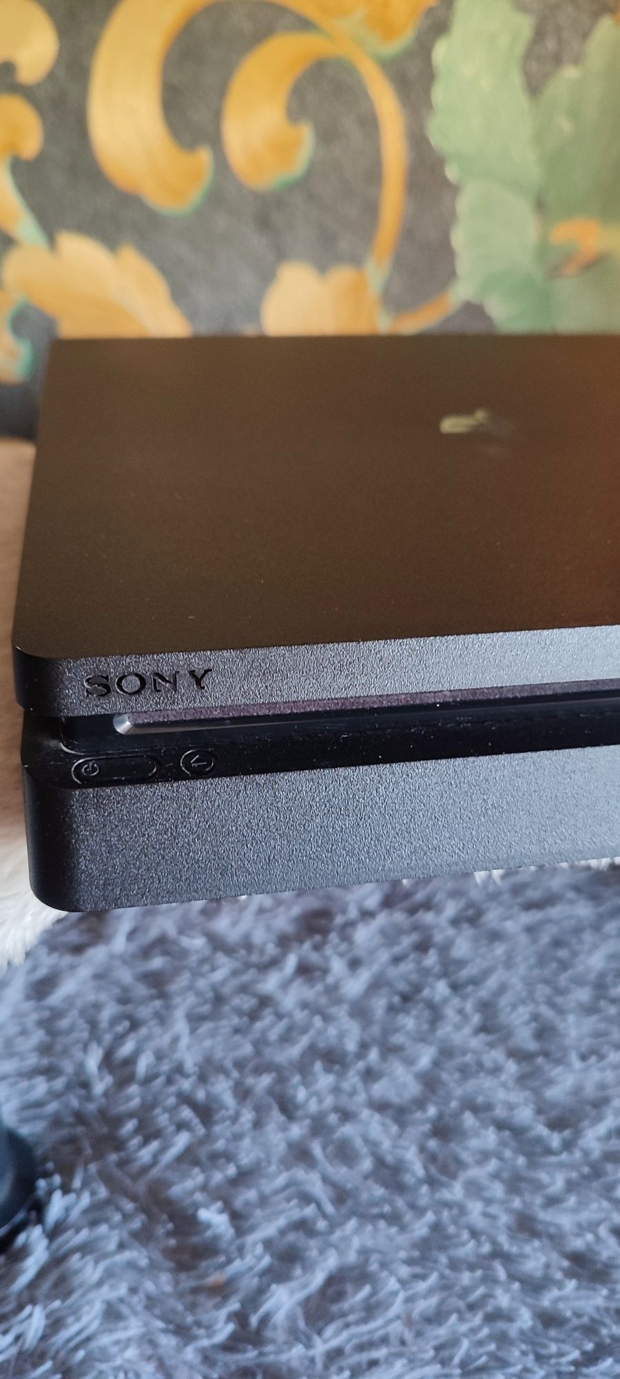 Ігрова консоль Sony PS4 Slim 500Gb 
Данна приставка має в