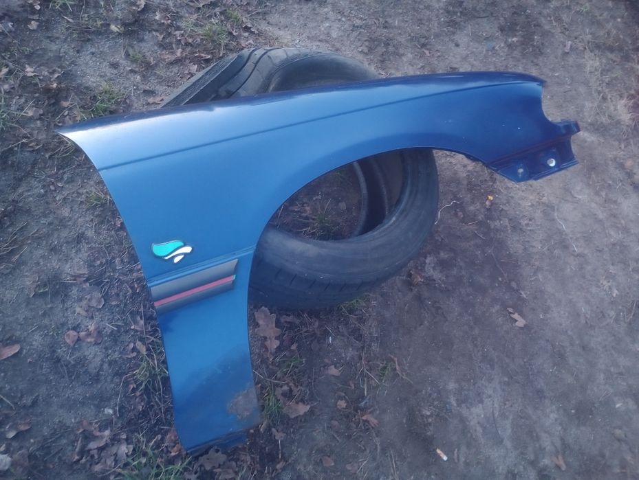 Opel Astra F l 1 błotnik prawy przód przedni