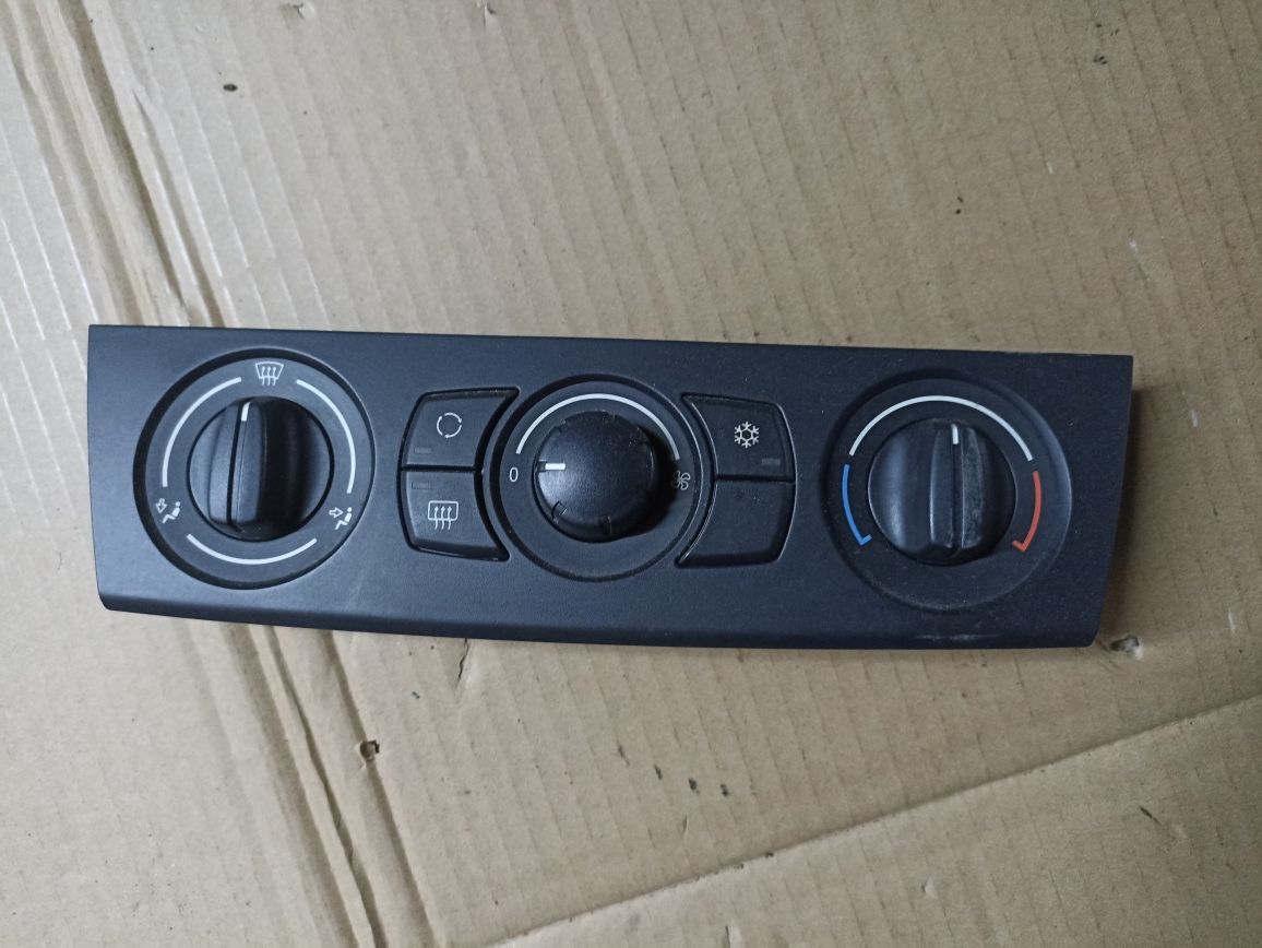 Panel nawiewu klimatyzacji BMW E81 E87 E90 E91