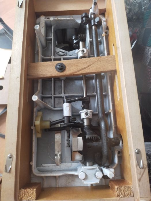 Швейная машинка Чайка 132 М