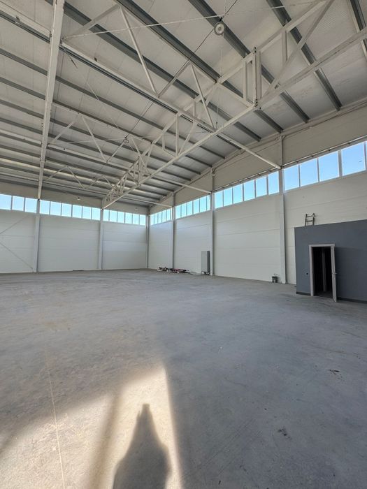 Оренда складу 1  080 m2  поруч об'їзної та Епіценру