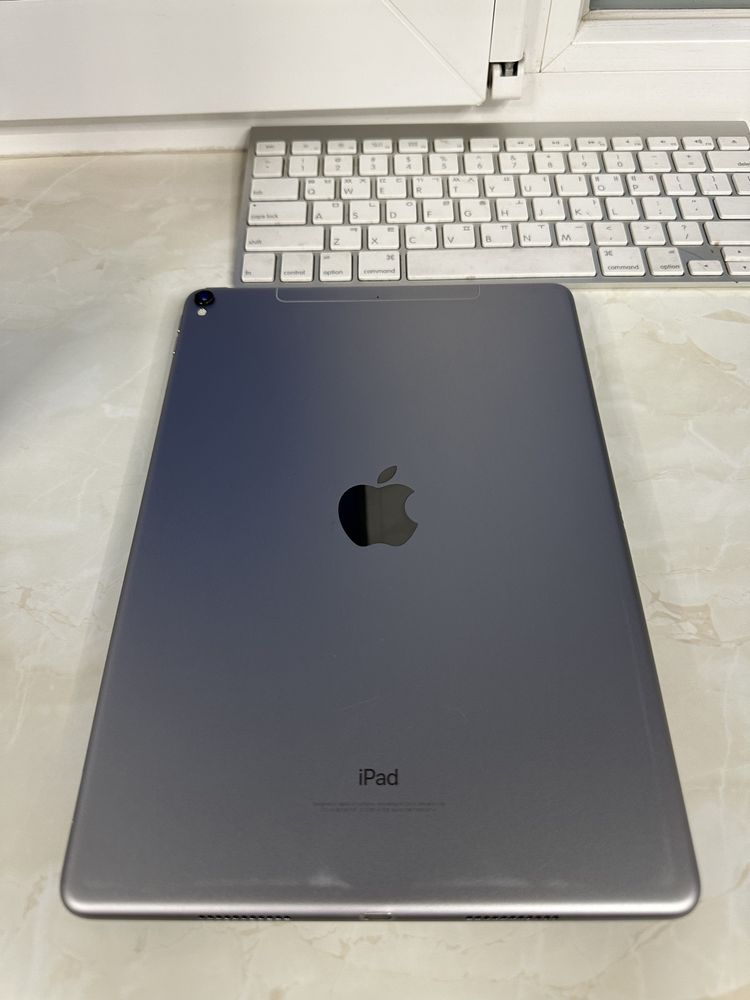 iPad Pro 10.5 512Gb Space WiFi + LTE Без ремонтів, Гарний Стан! 90 АКБ