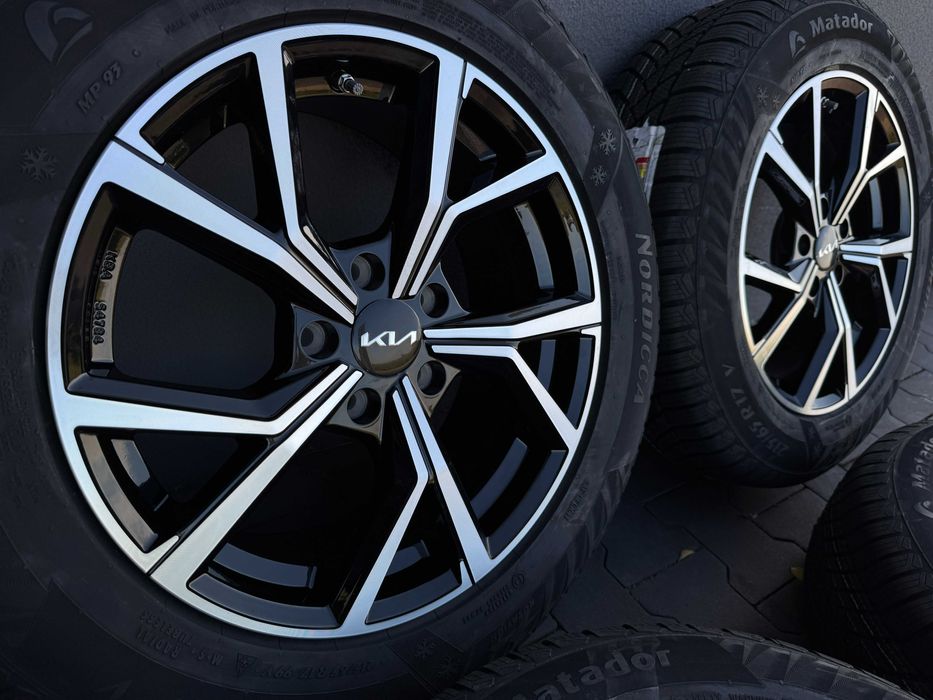 KIA SPORTAGE V NQ5 koła zimowe 215/65R17 SAILUN czujniki NOWE