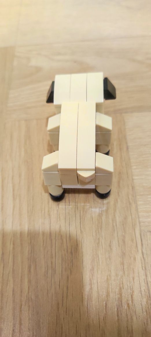 Mała figurka LEGO mops 3 w 1