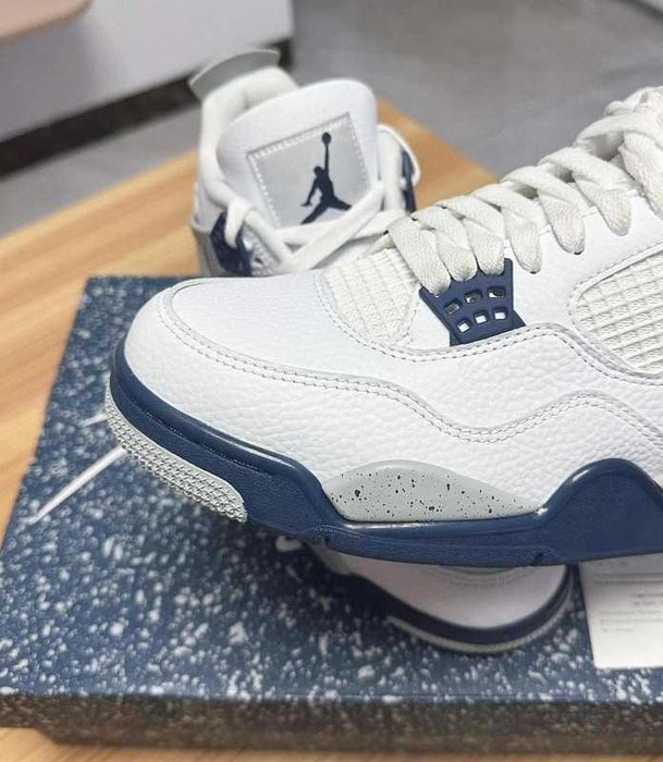 Buty Trampk Jordan 4 Retro Midnight Navy R.45