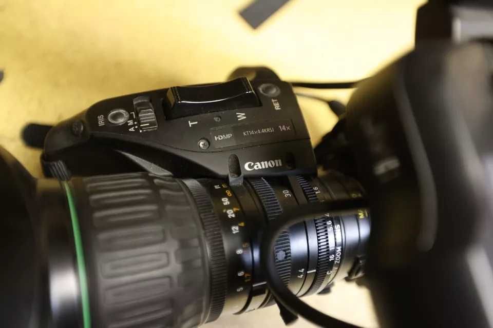 JVC GY-HM850 Full HD Broadcast Streaming Camera + Canon KT14x4-4B KRS