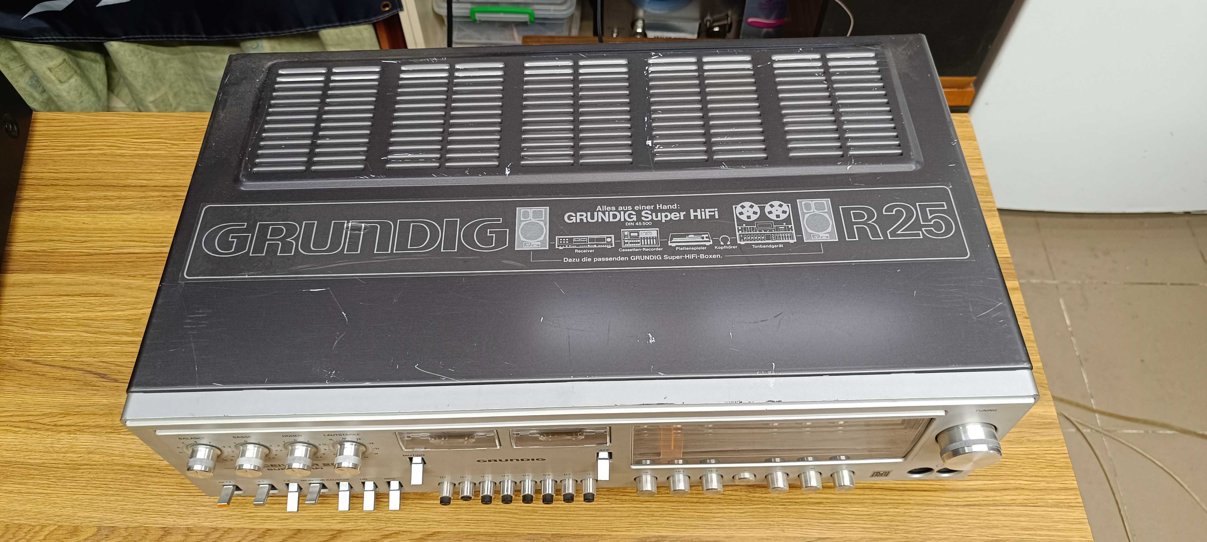 Стерео ресивер  Grundig Receiver R 25