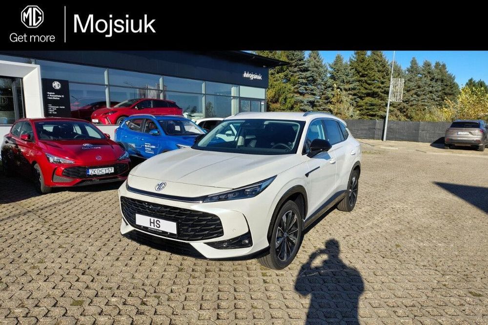 MG HS Exclusive automat * r.2025 * Od ręki