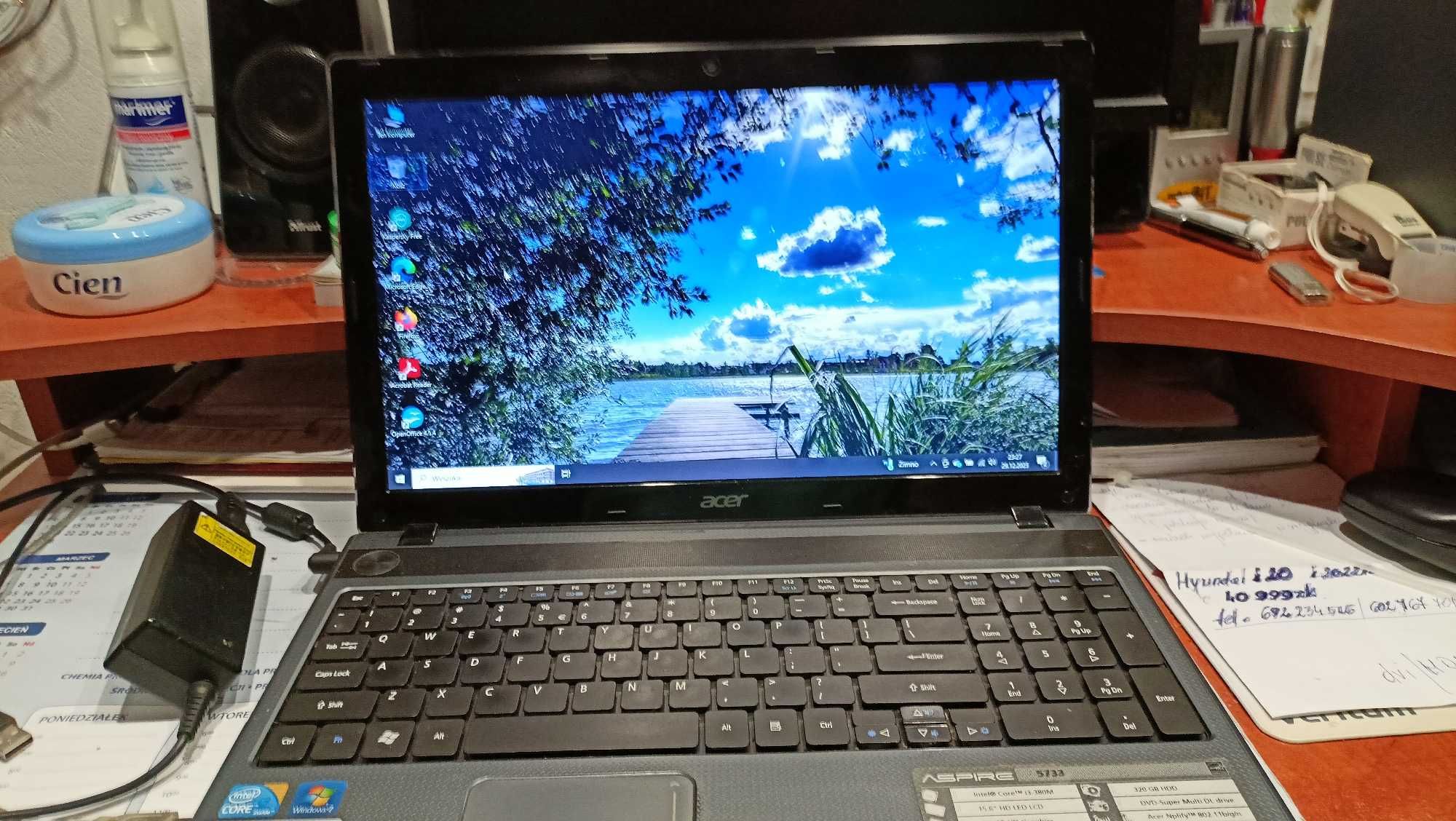 Laptop Acer 5733 intel Core 3