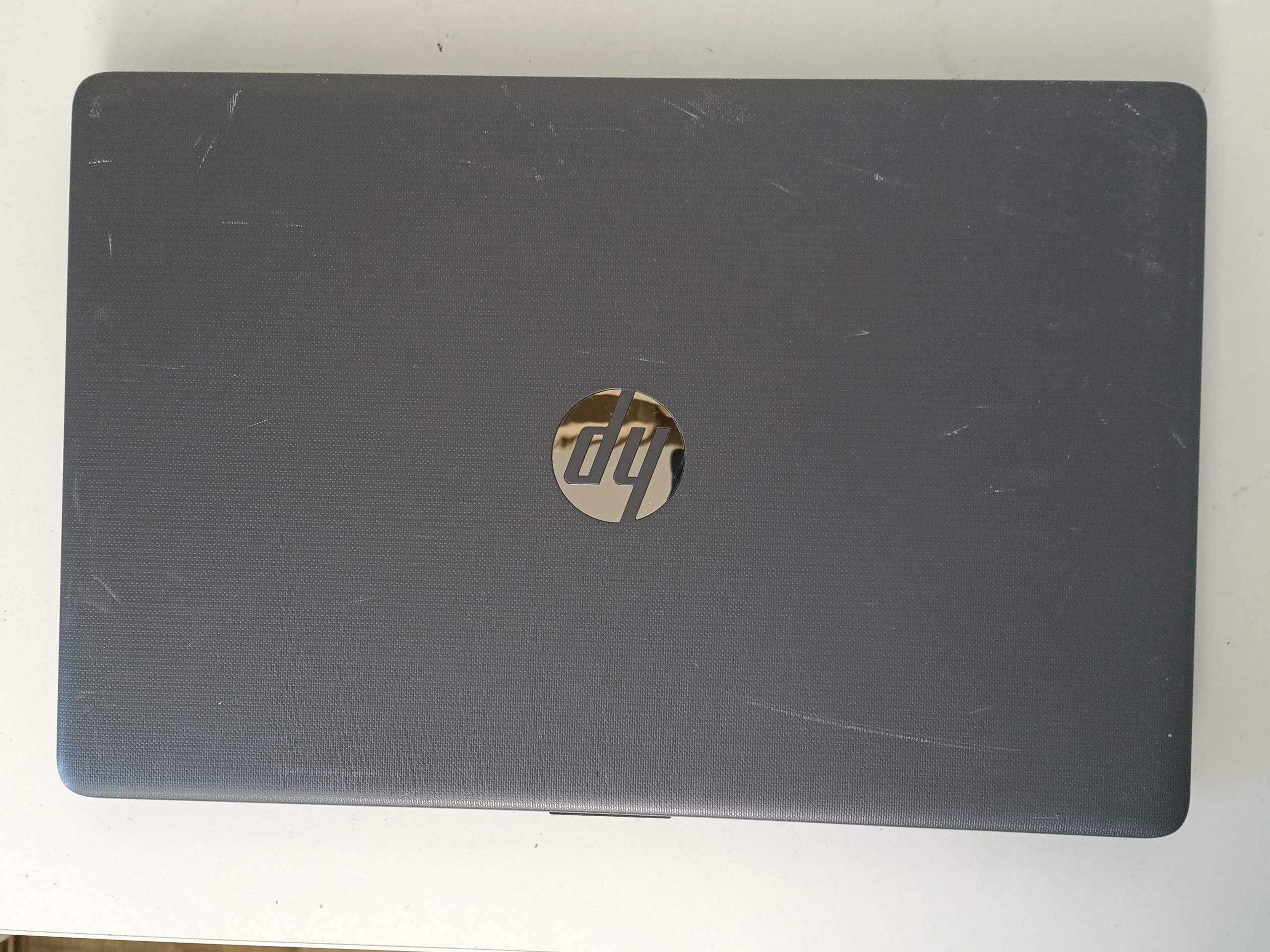 Ноутбук HP 15.6"  i7-8550U 8Gb RAM 200Gb SSD