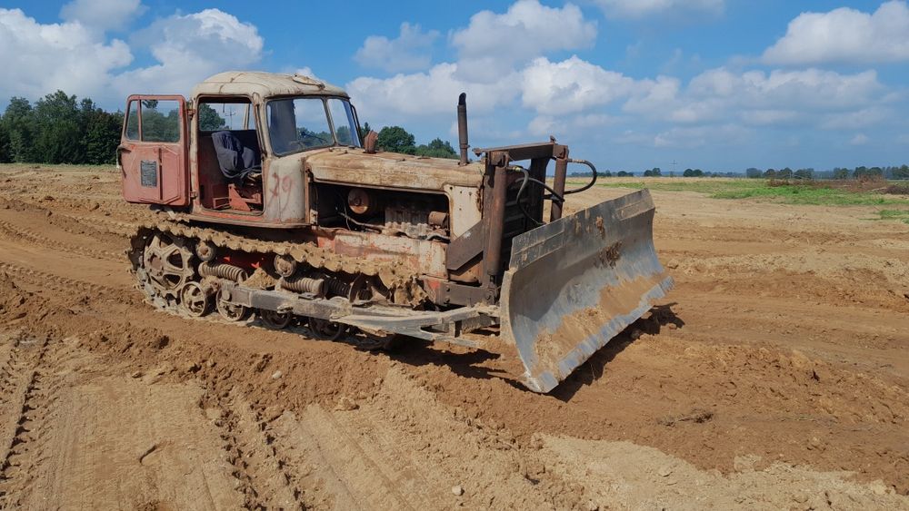 DT 75 spycharka gąsienicowa spych spychacz det Dt75