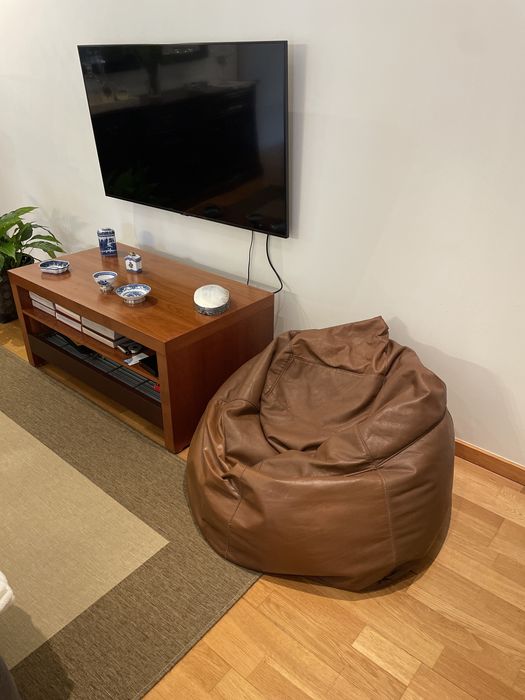 Puff em pele genuina castanha