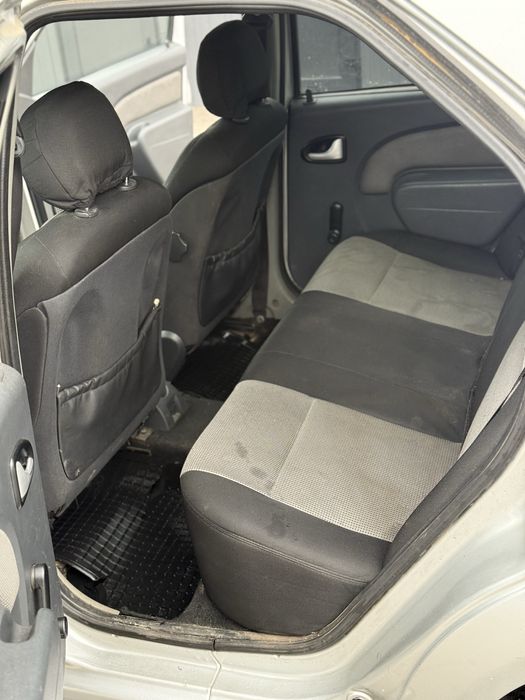 Dacia logan 1.6 газ , кондиционер