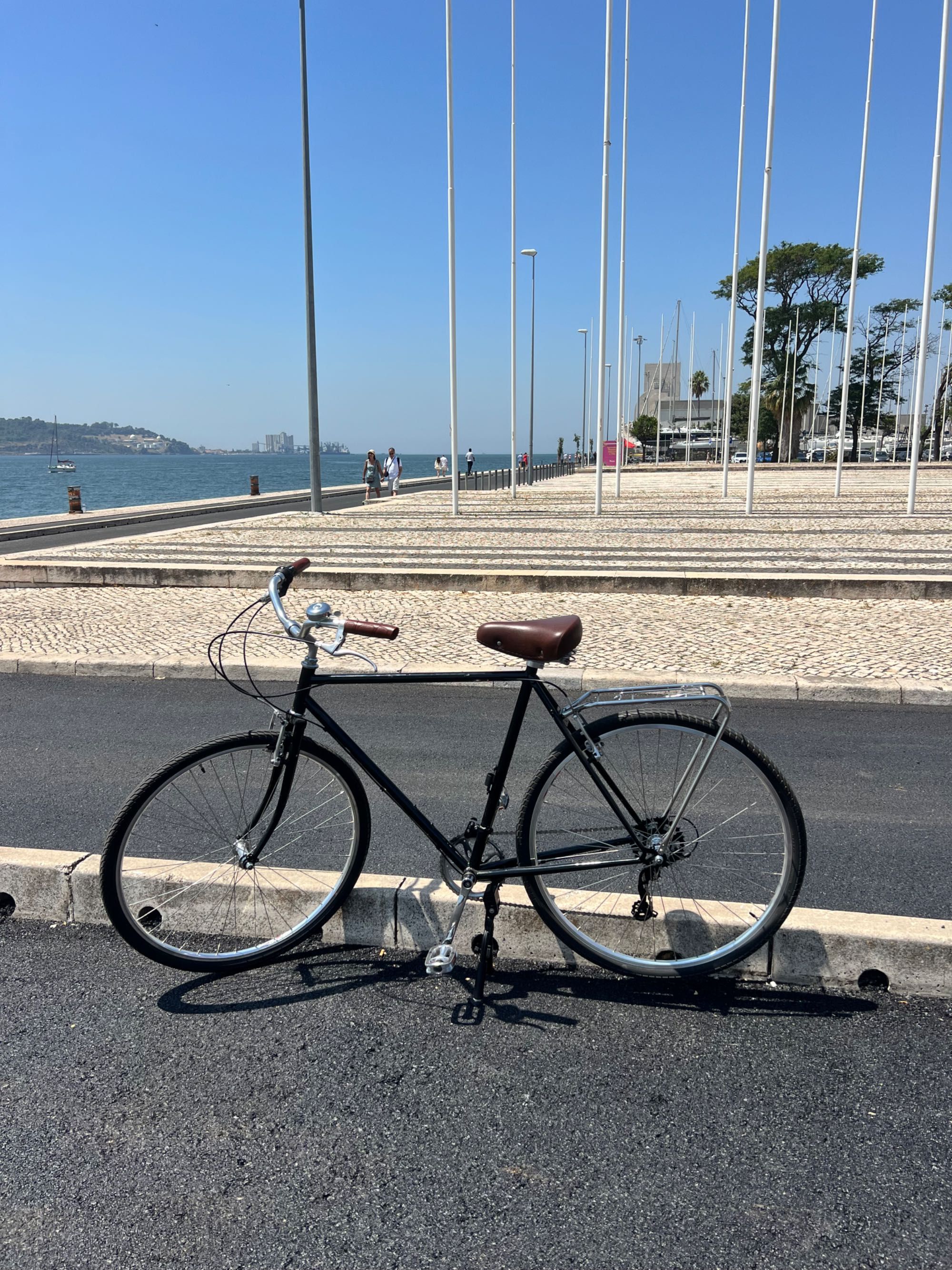Bicicleta de turismo CAPRI - Como nova.