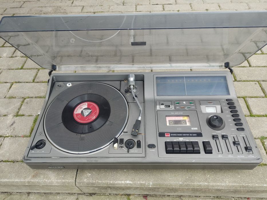 Sharp stereo miuzic center