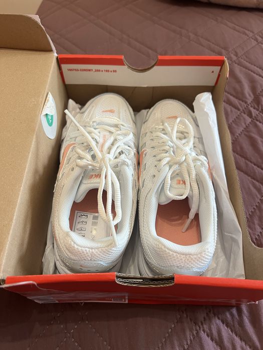 Novo nunca foi usado (N° das sapatilhas 33)