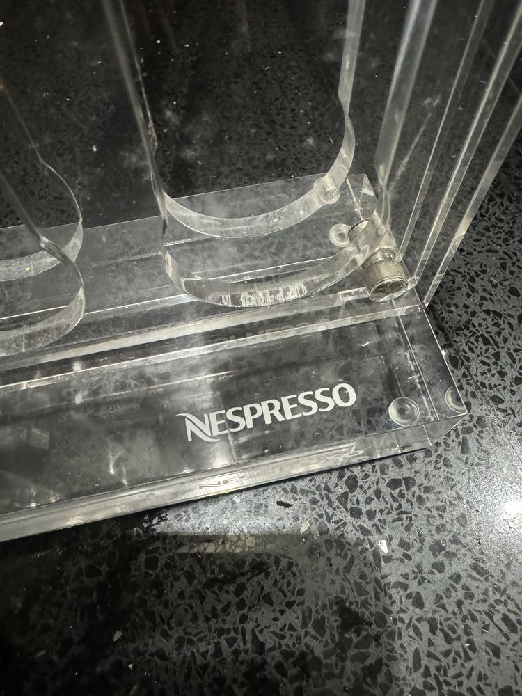 Máquina Café Nespresso e Aeroccino