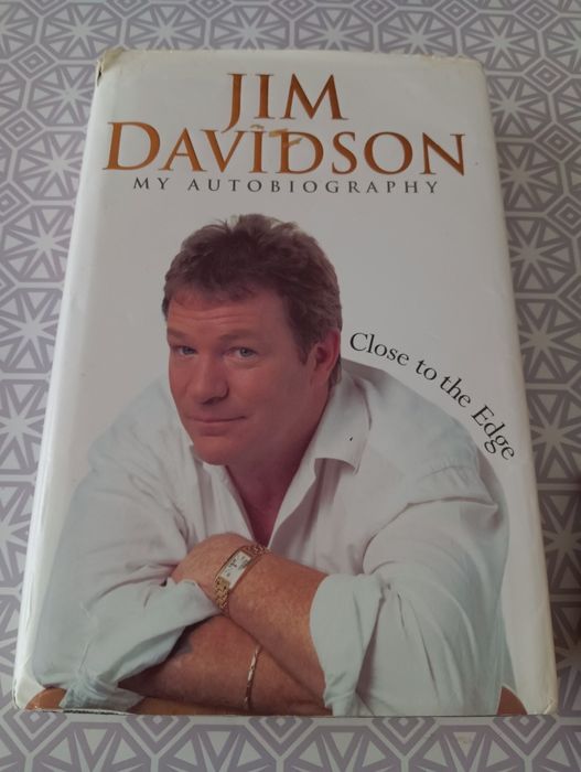 Jim Davidson My autobiography
Idioma: Inglês 
IMPORTANTE: a capa de fo