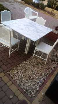 Stół marmurowy z krzesłami