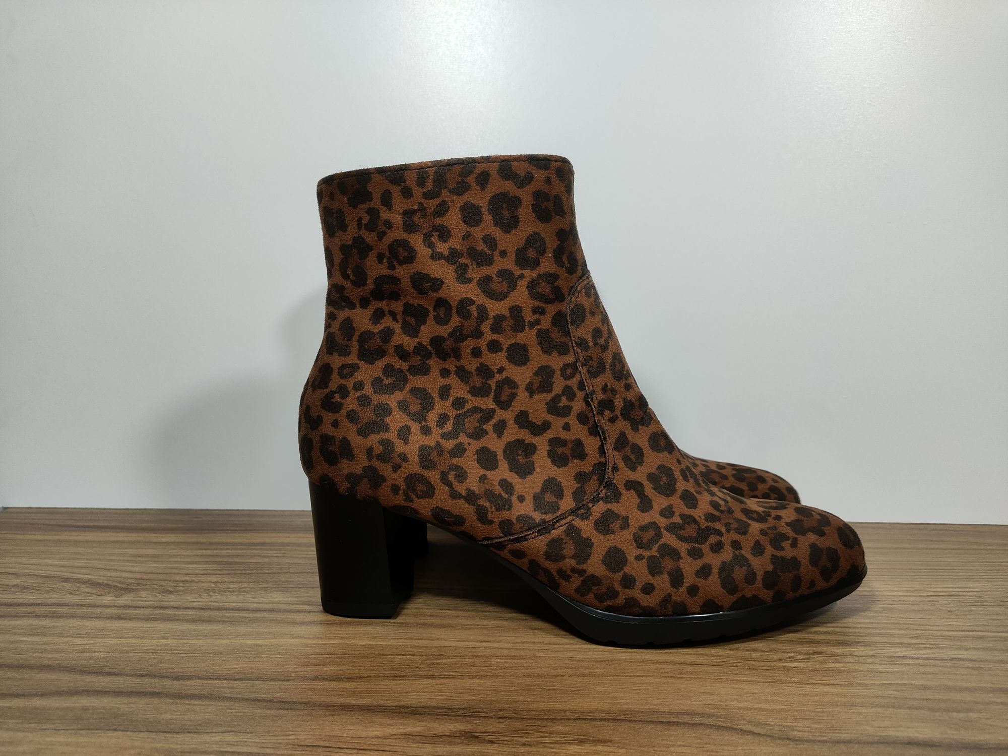 Buty Ara High Soft damskie panterka r. 3,5 36,5 24cm