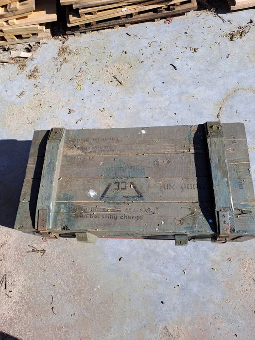 Skrzynia drewniana wojskowa