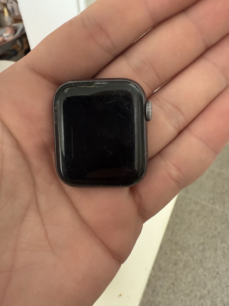 Apple watch 4 (para peças)
