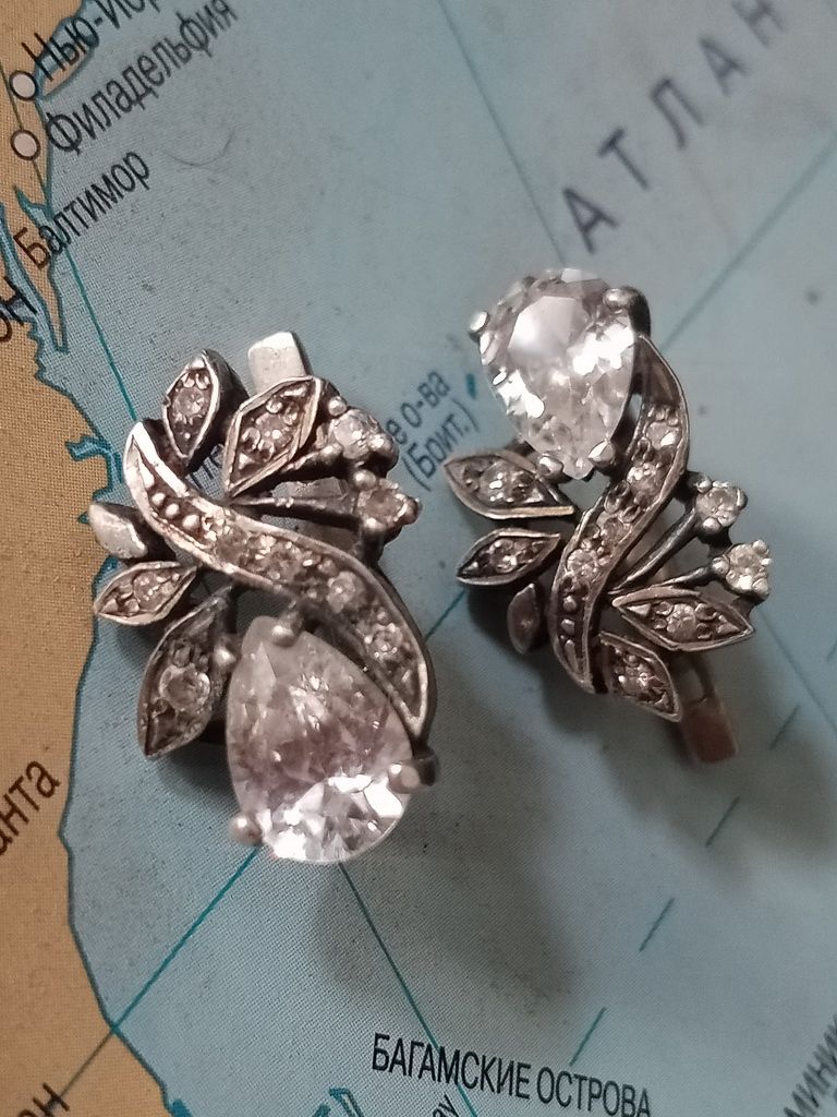 Серебряные серёжки с цирконием