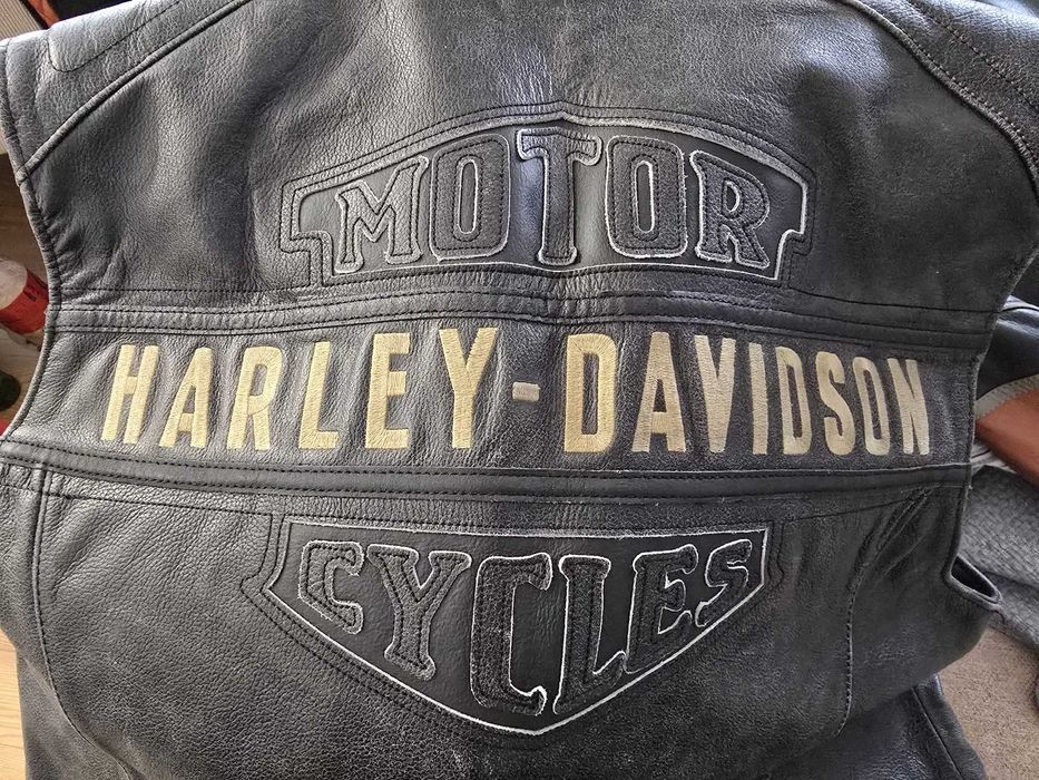 Colete de couro Harley Davidson usado uma vez tamanho XL