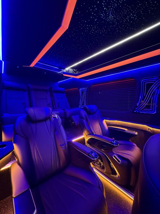 Переоборудование микроавтобусов, перетяжка салона обшивка сидений авто