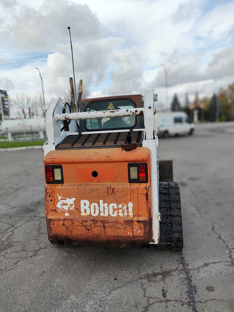 Фронтальний навантажувач Bobcat T190