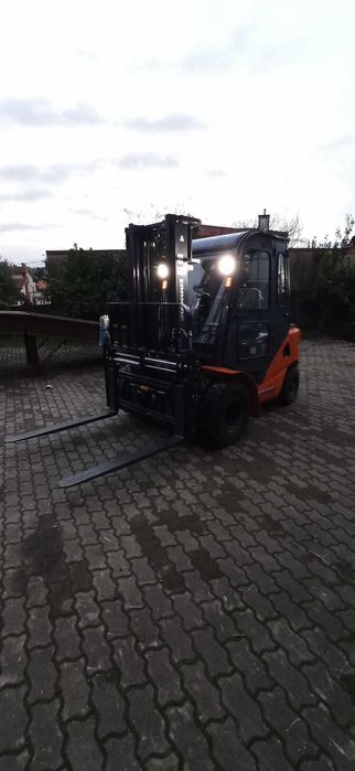 Empilhador Mitsubishi 2.5 Ton Duplex 3.30mt cabinado