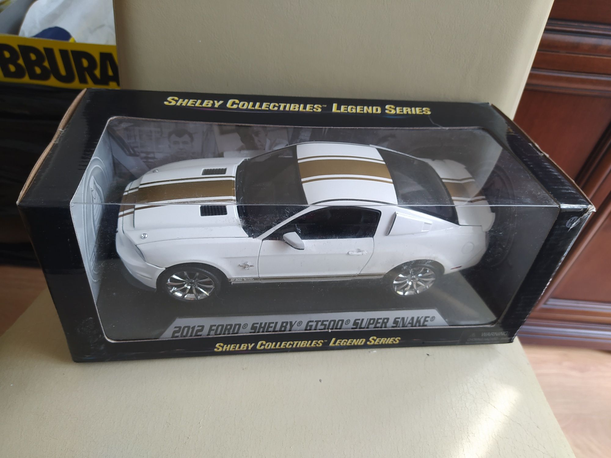 Ford Shelby GT500 Super Snake 1:18