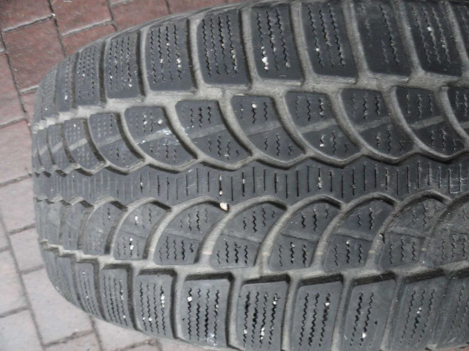 205/50R17 Bridgestone Blizzak LM-32