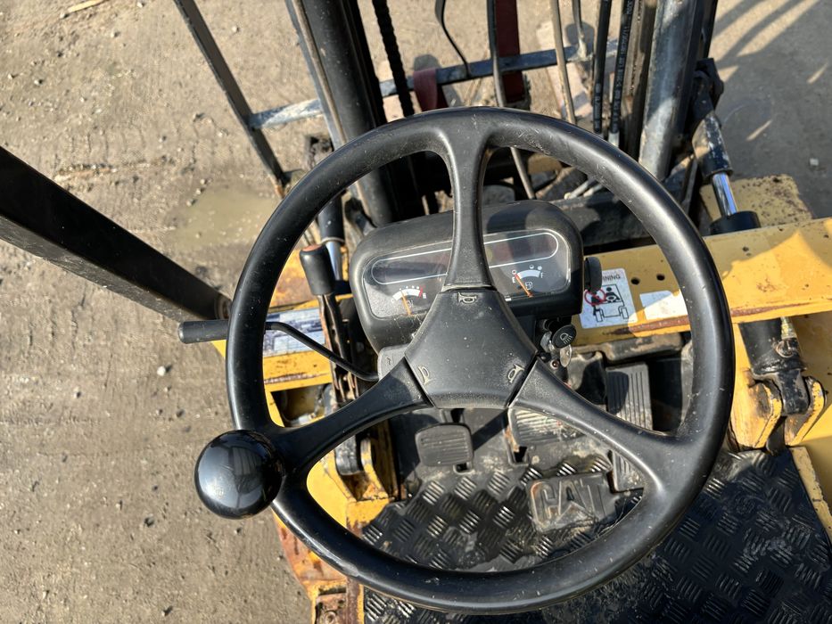 Wózek widłowy widlak Caterpillar DP25K 2,5 T Udźwigu