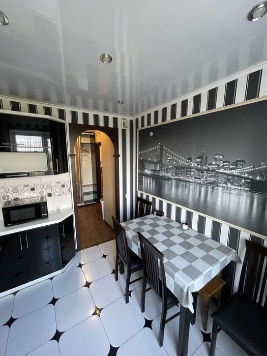 Продаж 2 кім. 9 мкрн. Лівий берег