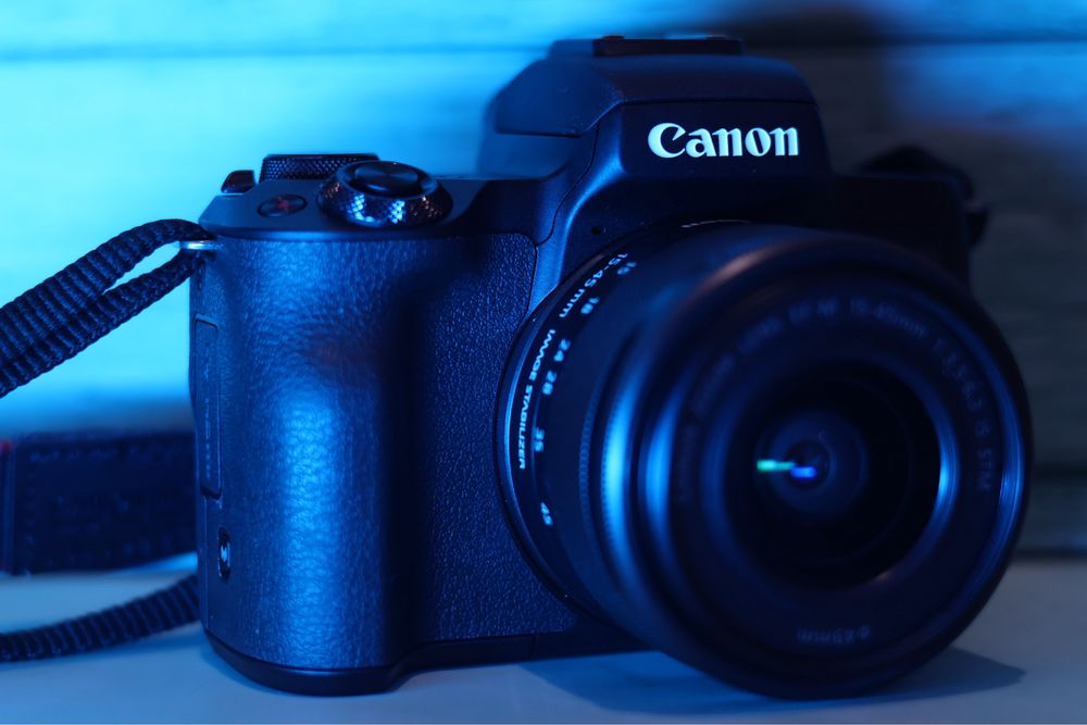 Canon M50 Mark II + Objetiva 15-45mm