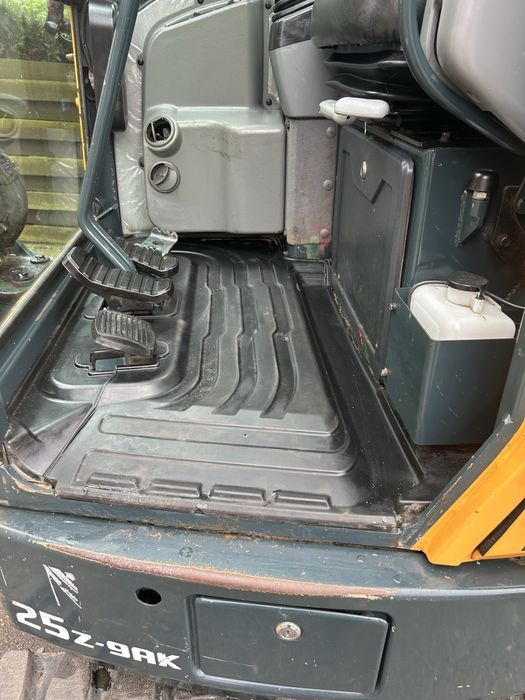 Minikoparka Hyundai Robex 2,6 tony ; 2021 rok