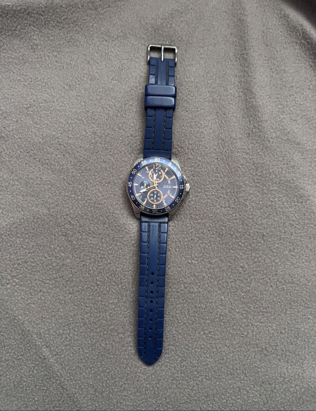 Zegarek męski guess model W0798G2