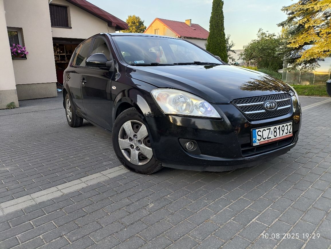 Kia cee'd 2007r. 2.0 CRDI