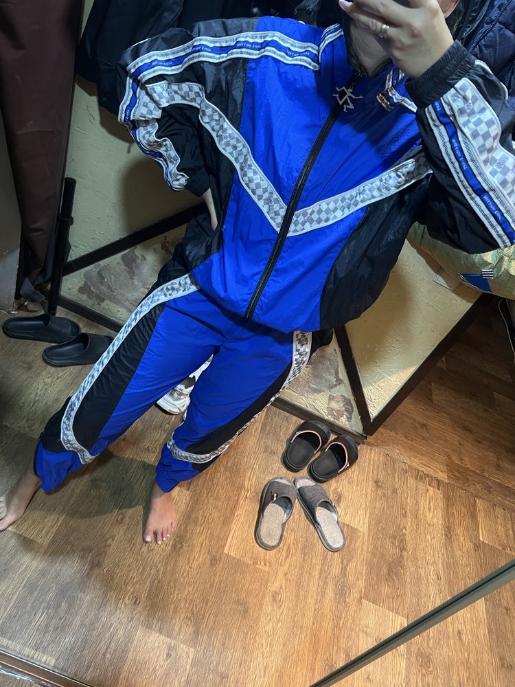 Костюм плащевка lv louis zara