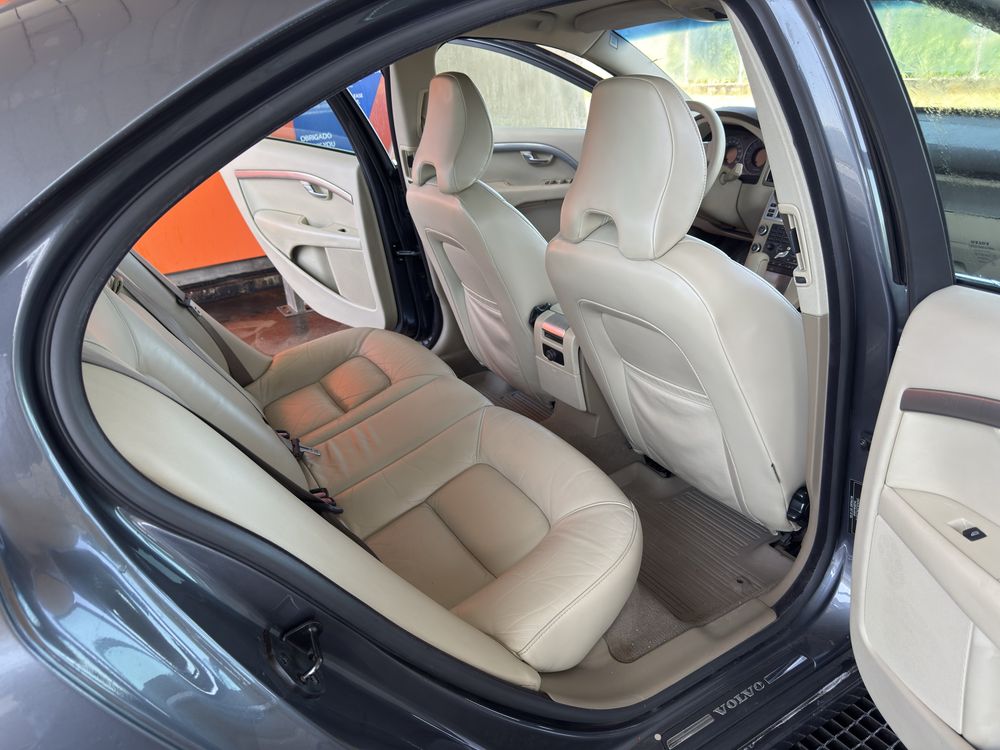 Volvo S80 2.4 D5 Full Extras