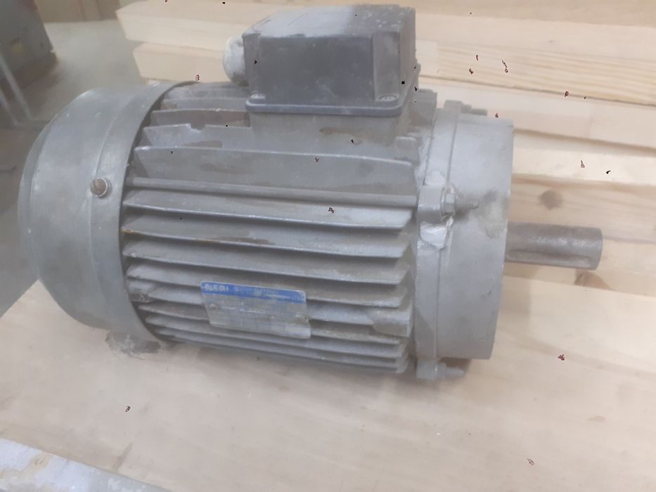 Silnik 4KW sprzedam