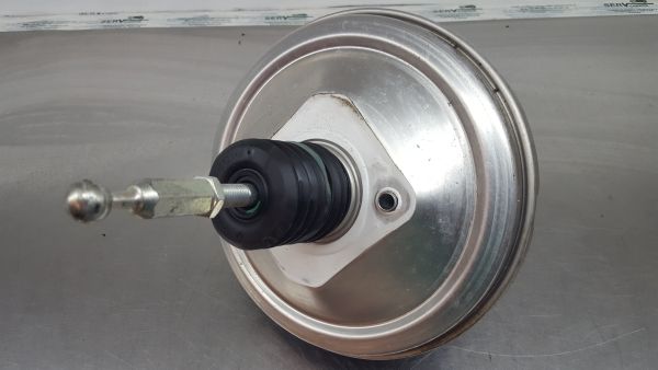 Servofreio AUDI A4 (8K2, B8)