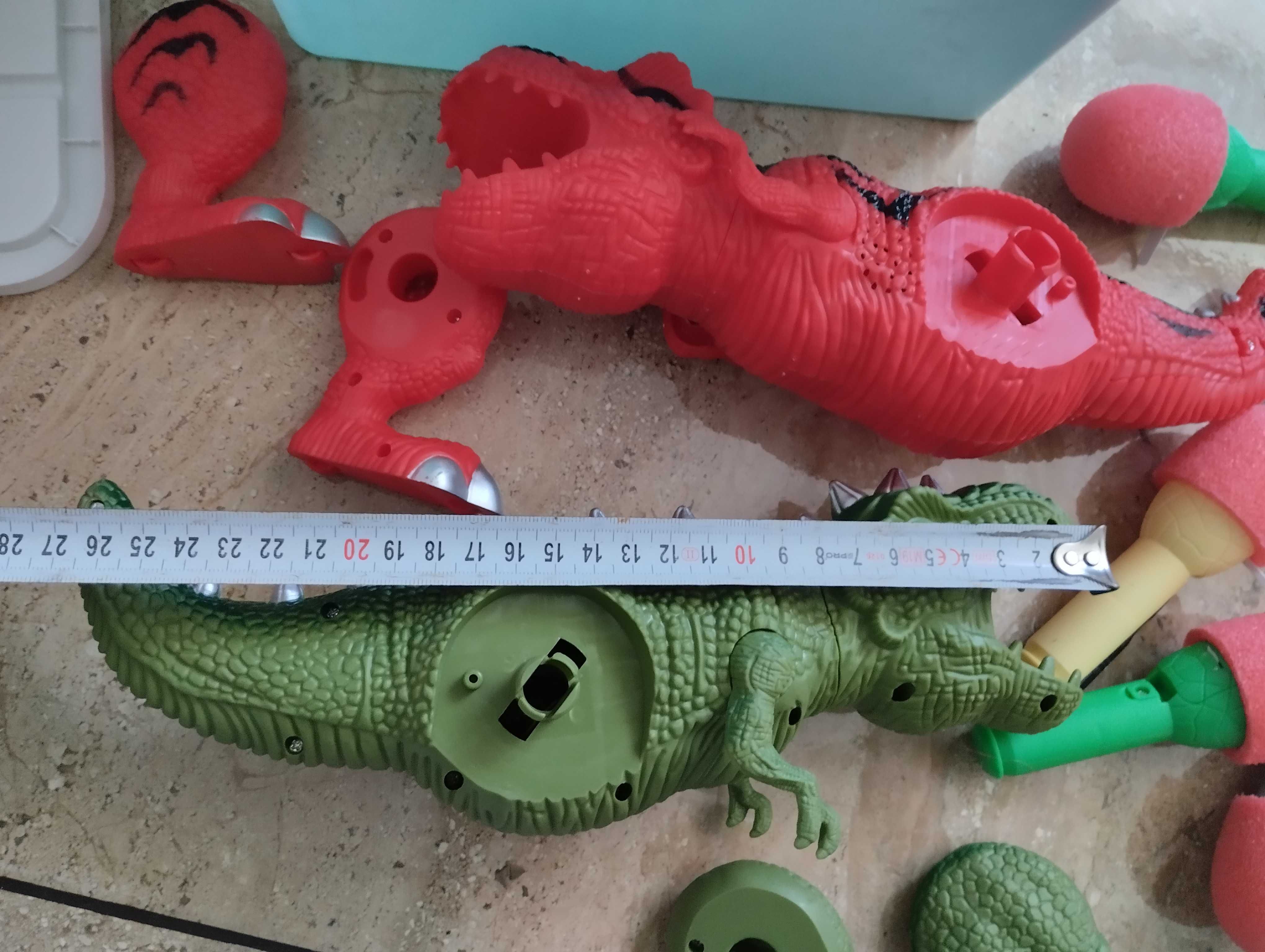 Dinozaur zabawki kuferek prezent