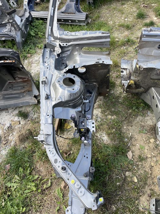 Четверть передня права Toyota Camry 70