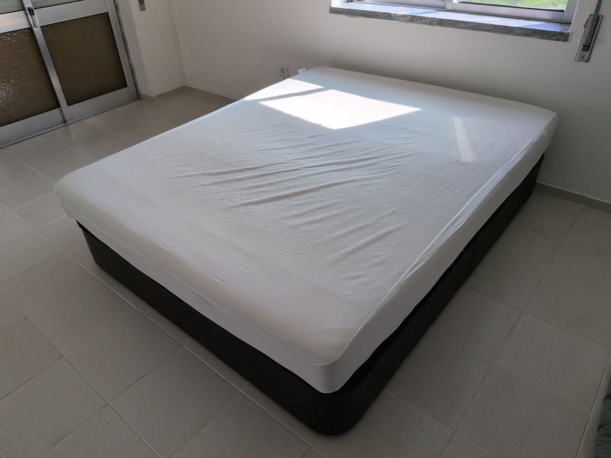 Conjunto Cama IKEA (tudo incluído)