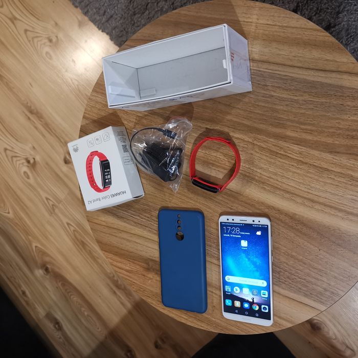 Telefon / Smartfon : Huawei; Mate 10 lite, 4GB/64 GB, na 2 karty sim