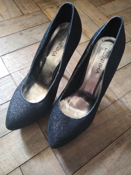 Sapato de Cerimónia Preto com Brilhantes