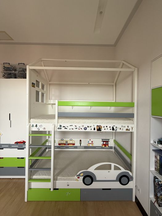 Дитяче ліжко 2-поверхове