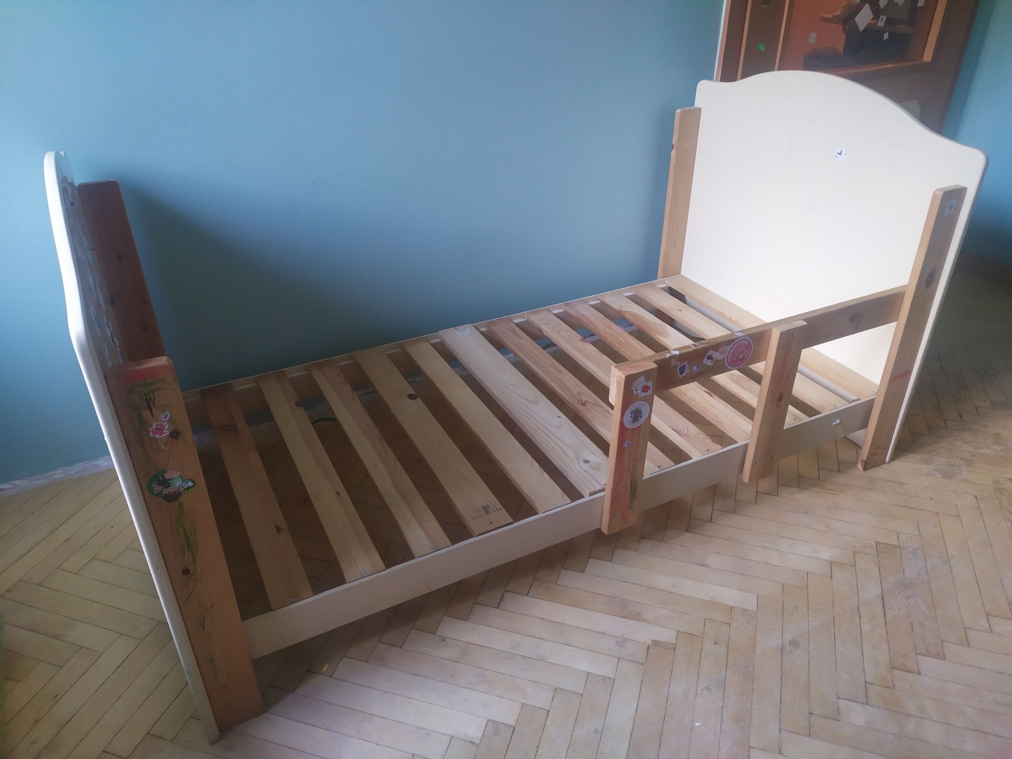 Dziecięce łóżeczko 140 x 70 tygrysek